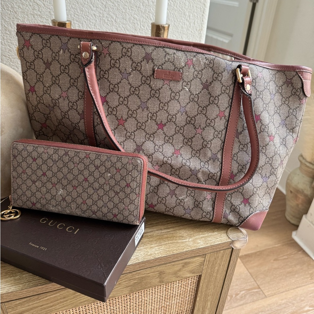 Gucci Beige and Pink GG Tote Bag